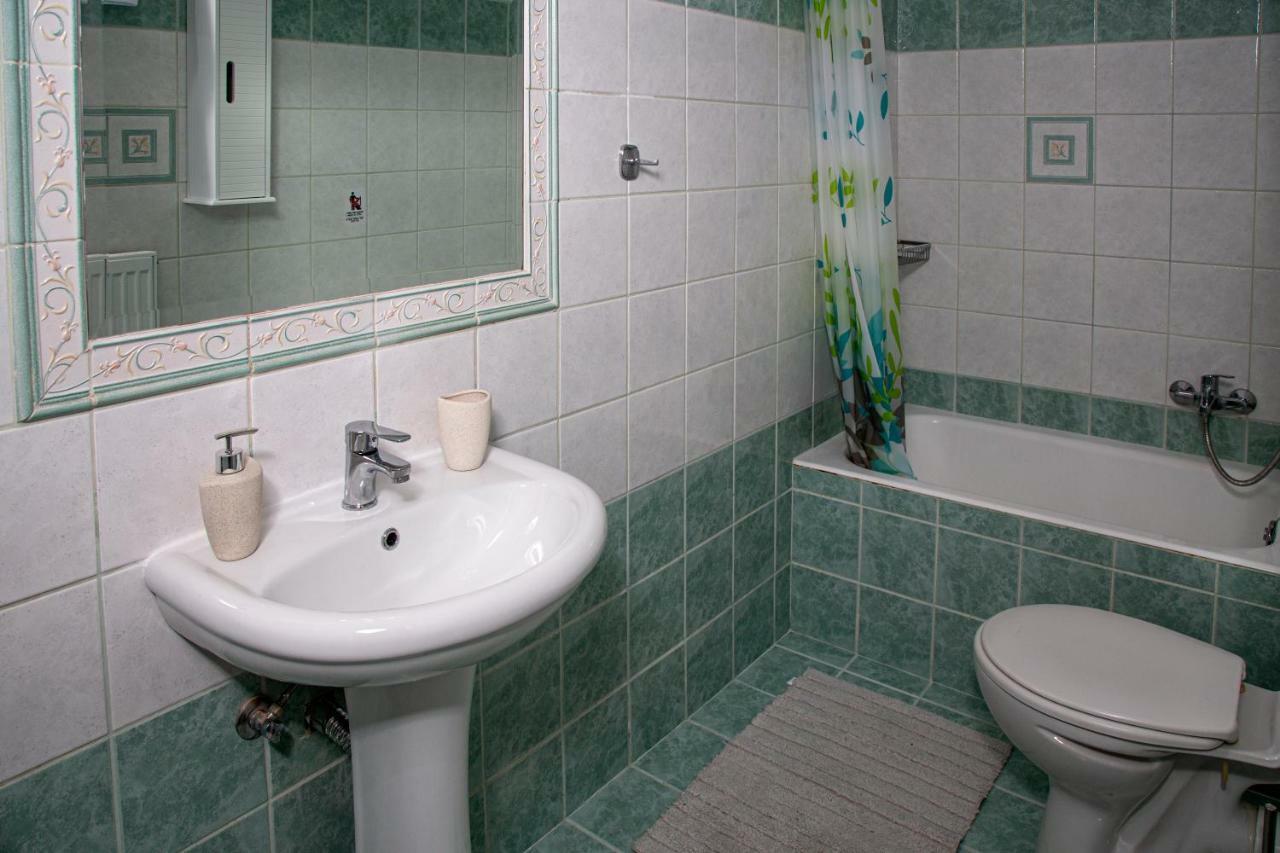 Antigone Apartments Argostoli Экстерьер фото
