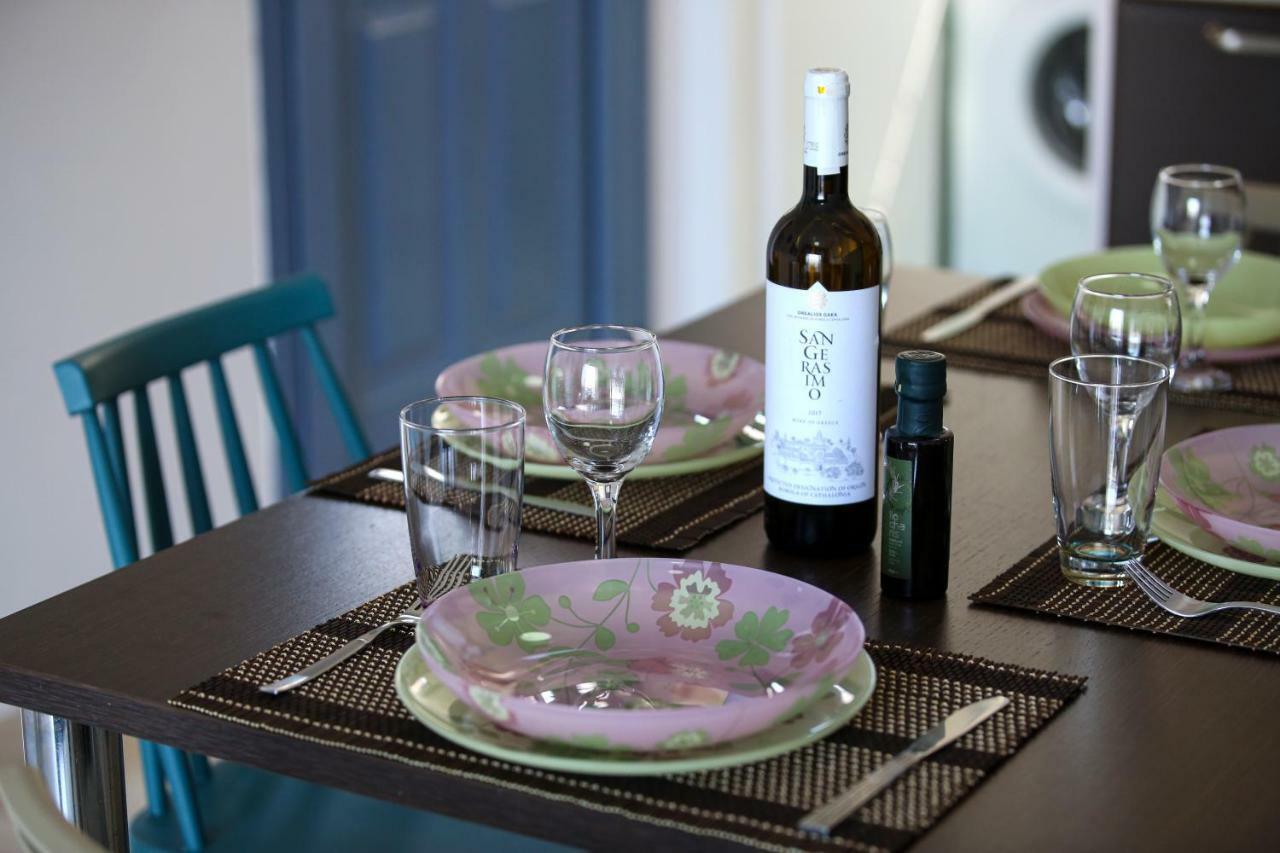 Antigone Apartments Argostoli Экстерьер фото