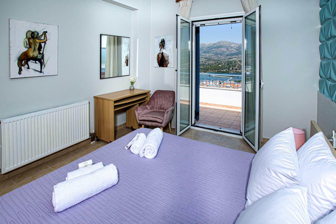 Antigone Apartments Argostoli Экстерьер фото