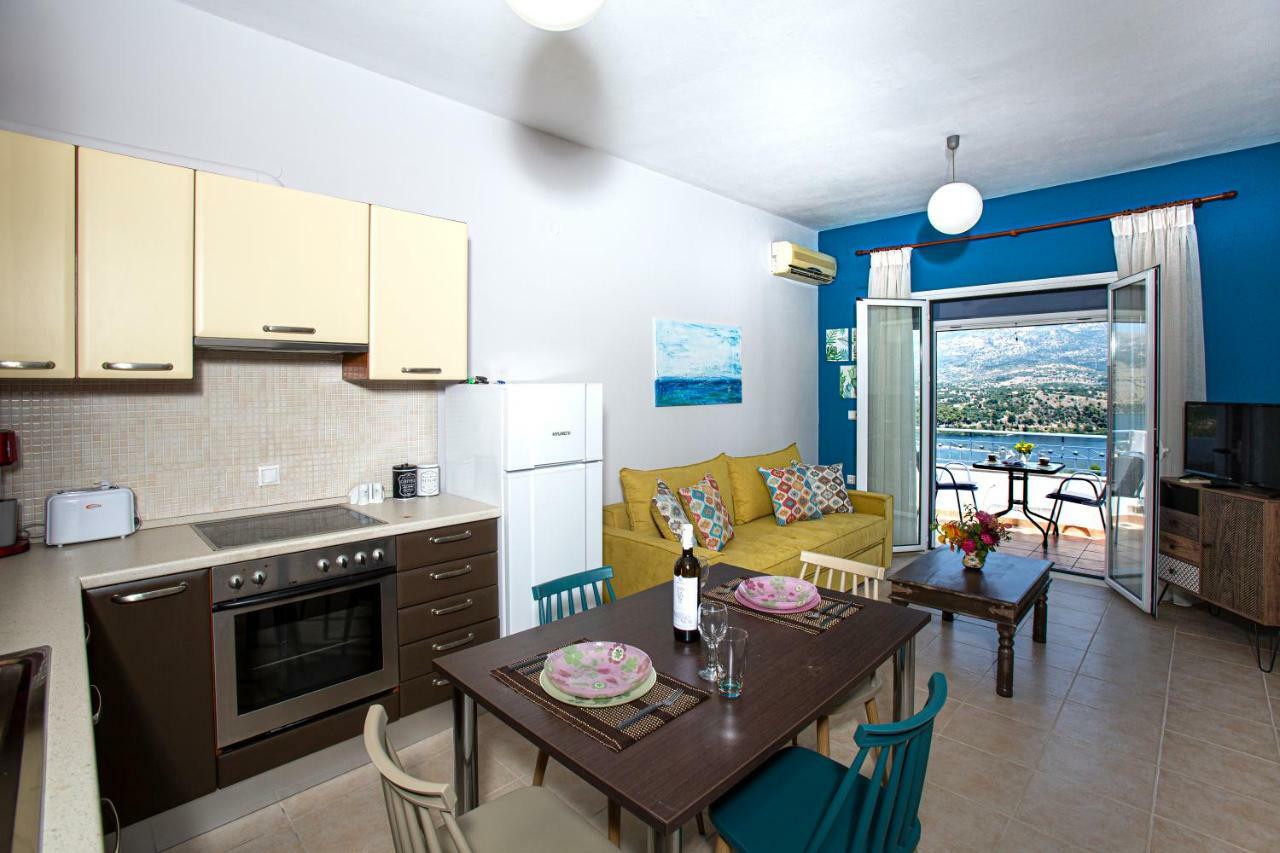 Antigone Apartments Argostoli Экстерьер фото